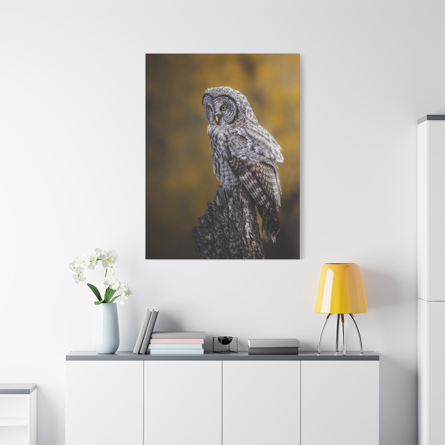 THOUGHTFUL GREAT GREY OWL STRETCHED CANVAS PRINT