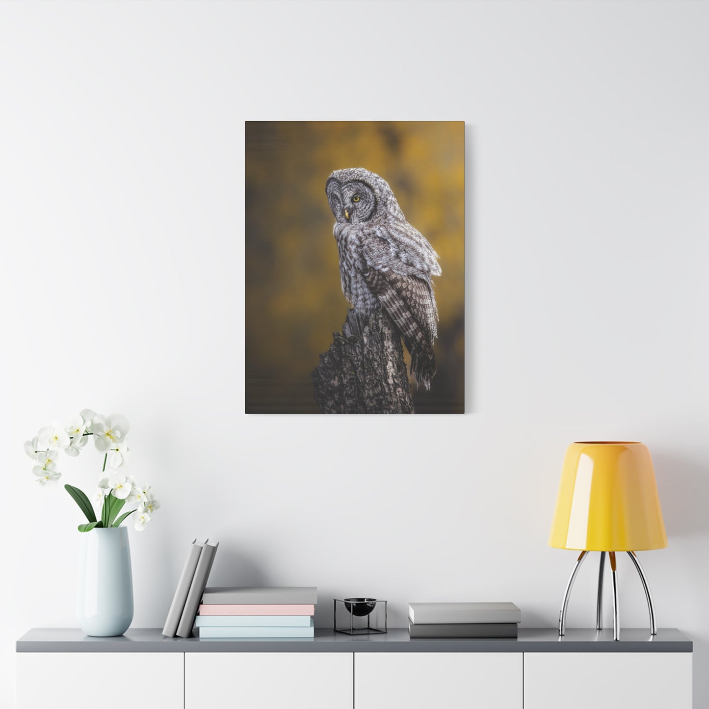 THOUGHTFUL GREAT GREY OWL STRETCHED CANVAS PRINT